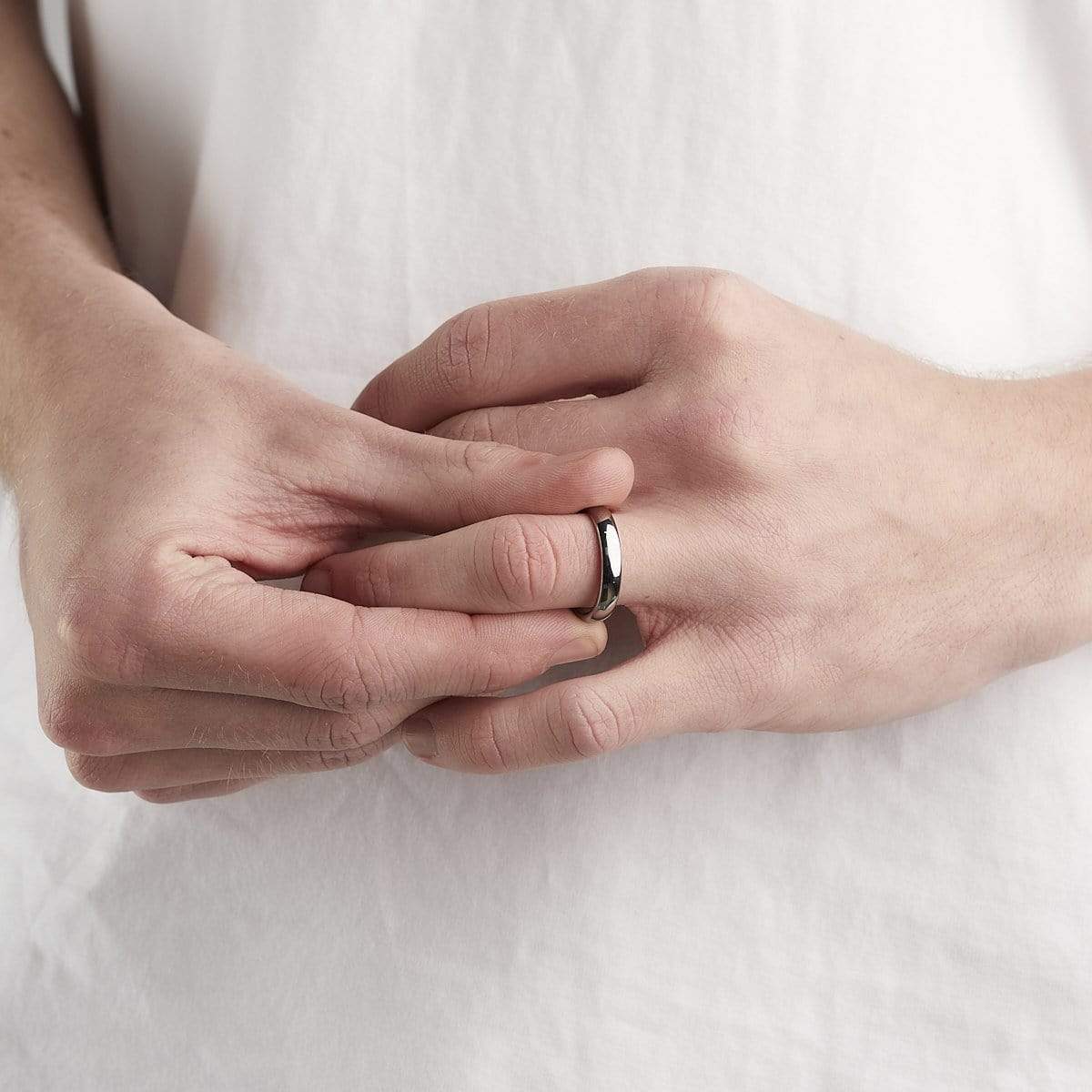 Men's Classic Silver Titanium Ring