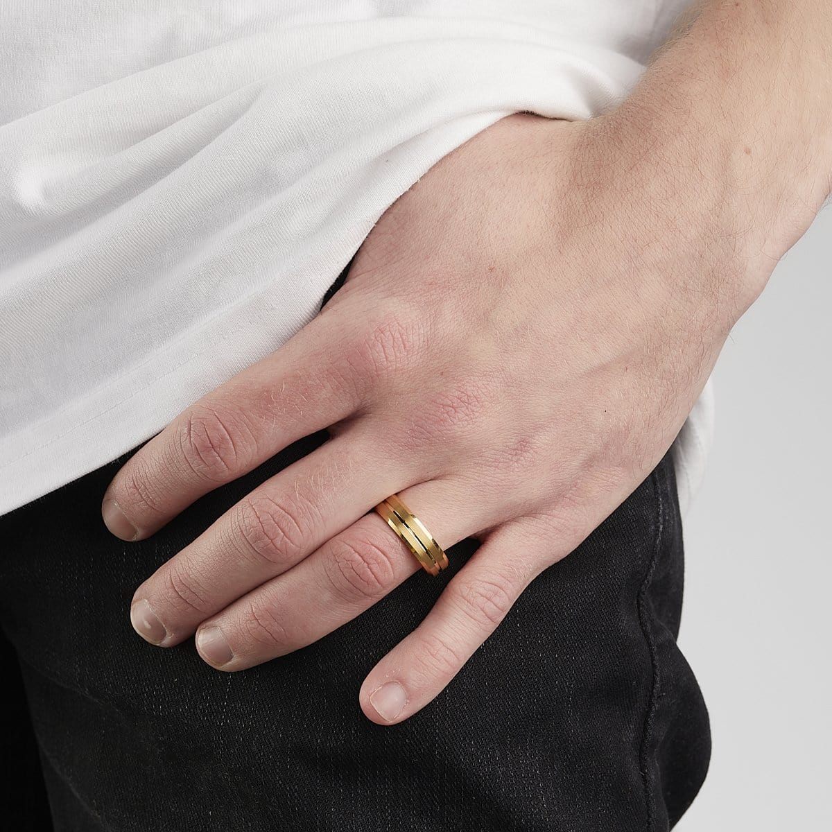 Men's Rose Gold Groove Wedding Ring | KLENOTA